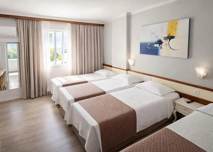 Hotel Gracher Praia Balneário Camboriú